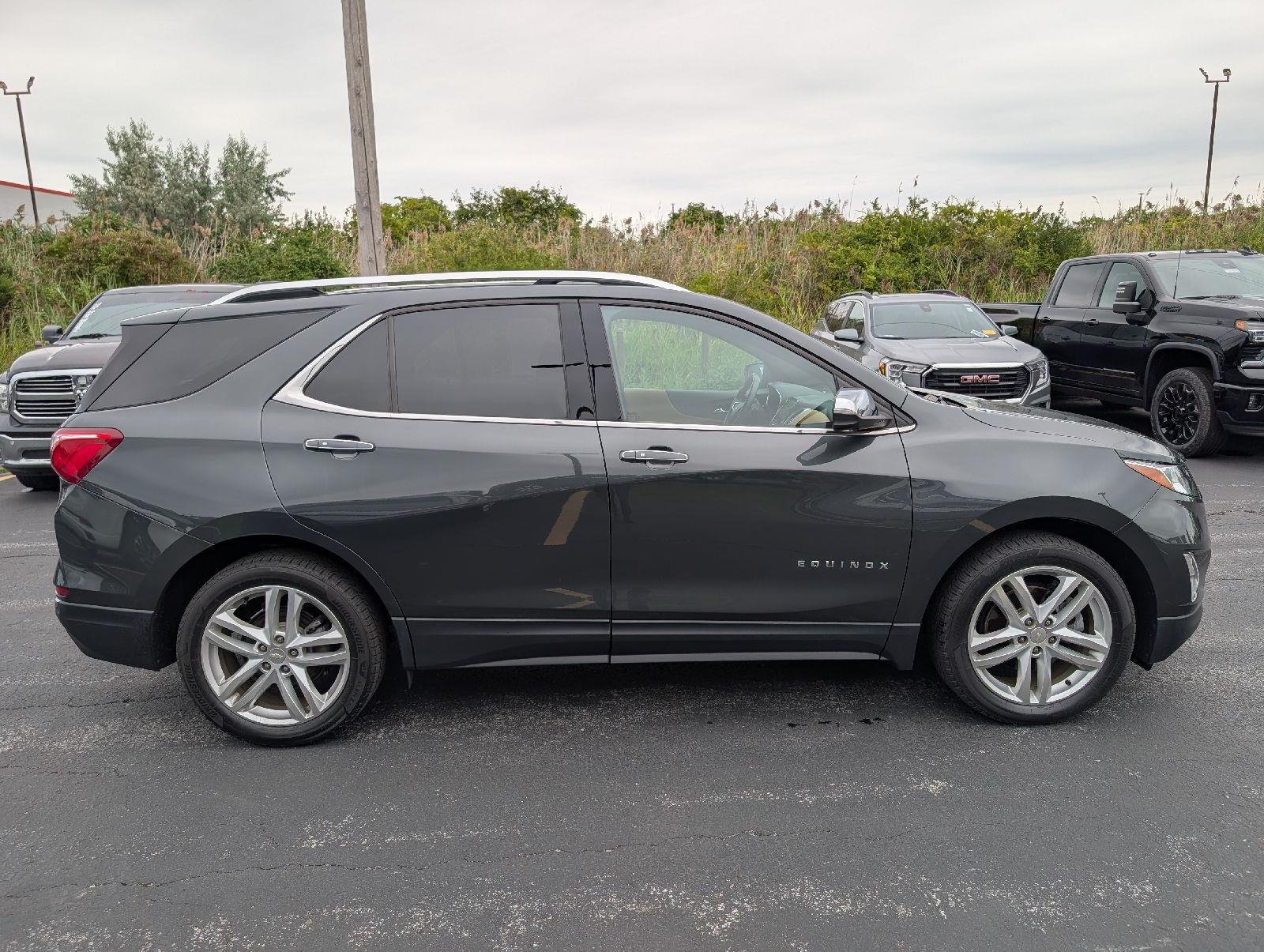 Used 2019 Nightfall Gray Metallic Chevrolet Premier image 8