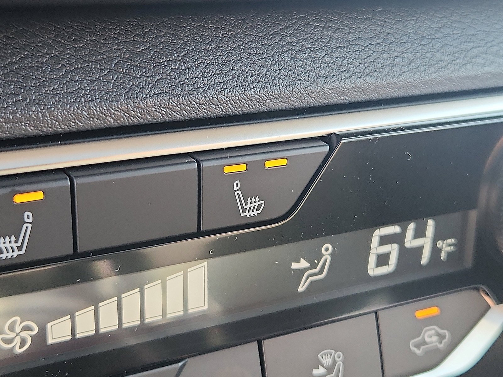 2025 Nissan Altima SR - Photo 15