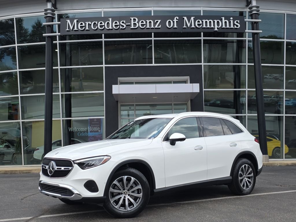 Certified Used 2024 White Mercedes-Benz GLC 300 image 1