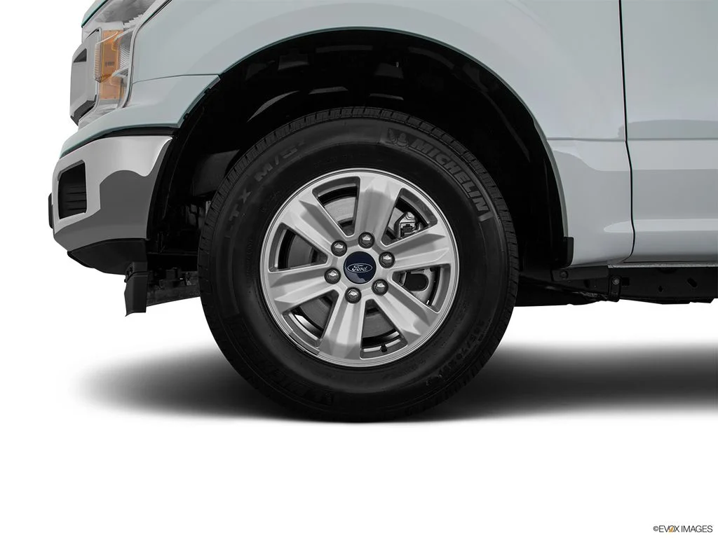 Used 2018 Red Ford XLT image 6