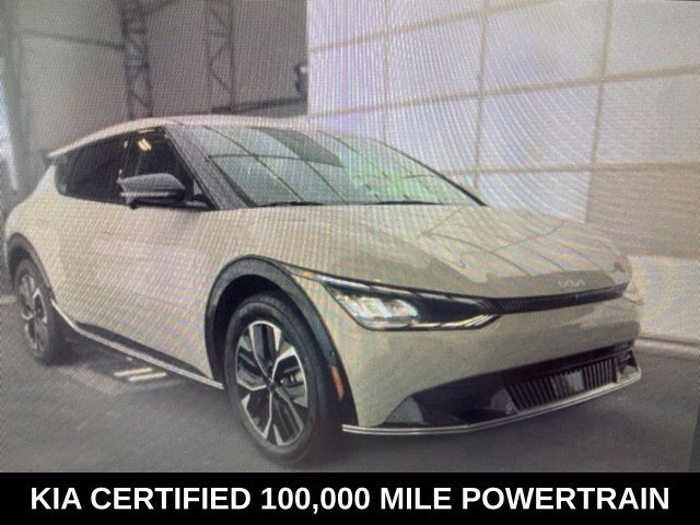 Used 2023  Kia Wind image 5