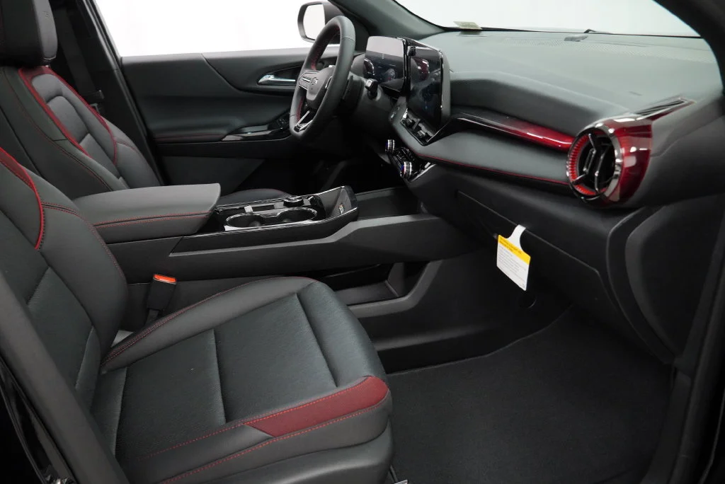 2027 Chevrolet Equinox RS - Photo 31