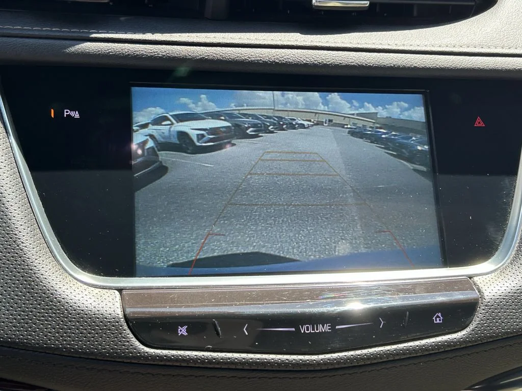 Used 2019 White Cadillac Luxury image 28