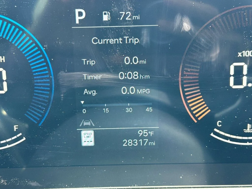 Used 2025 White Hyundai SEL image 38