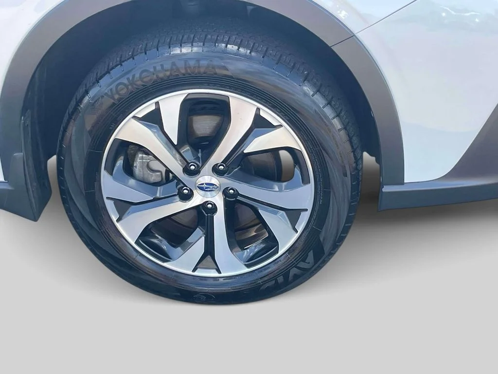Used 2020 White Subaru Limited image 9