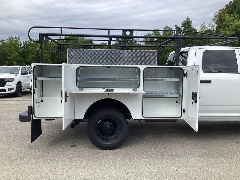 New 2026 Bright White Clearcoat RAM Tradesman image 11