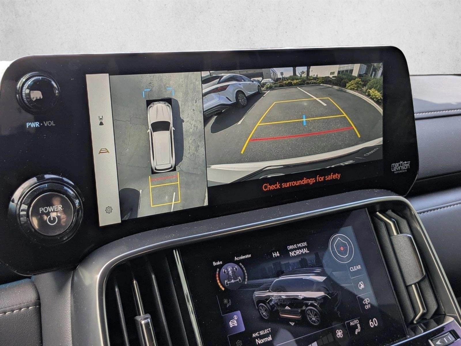 2025 Lexus LX Overtrail - Photo 13