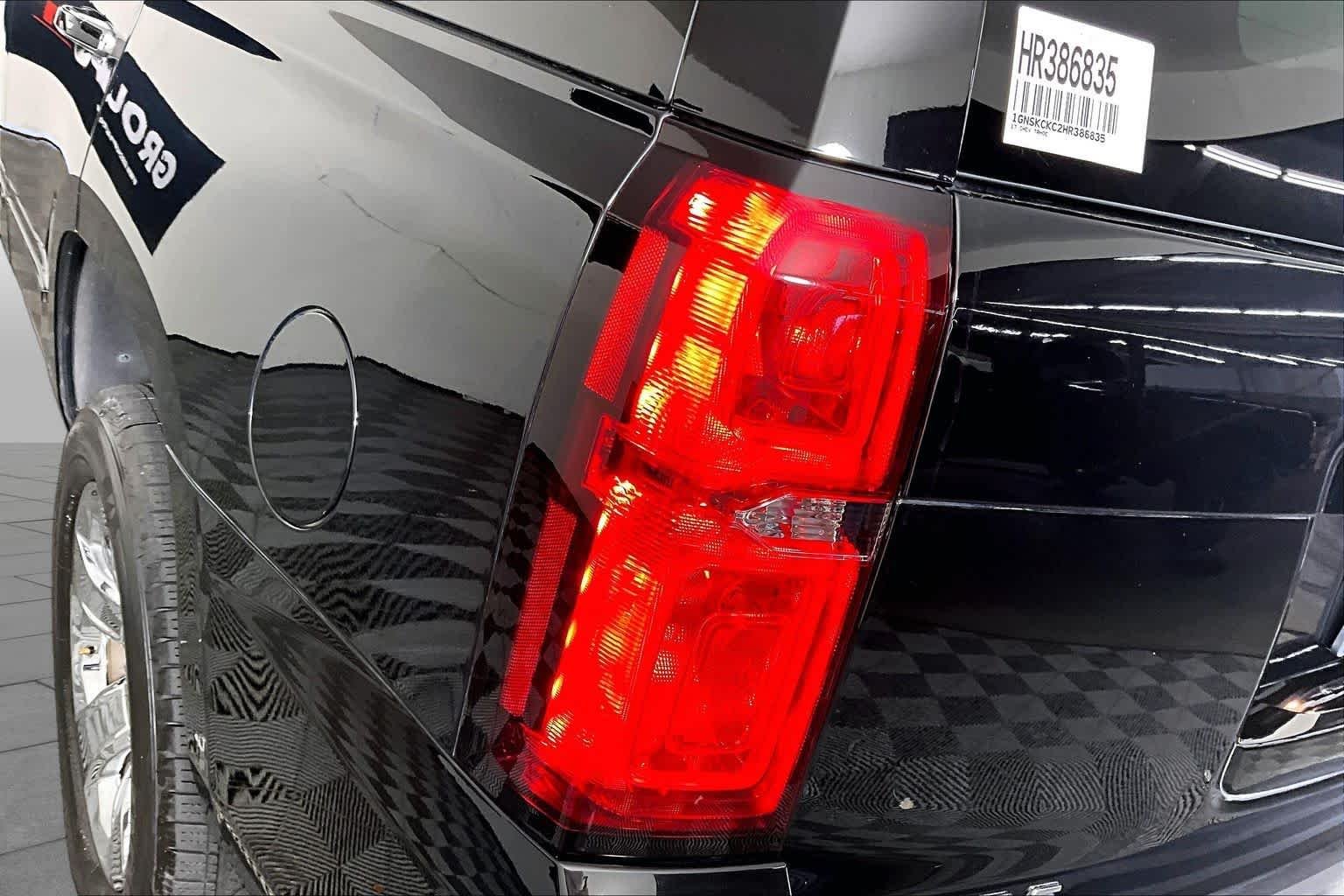 Used 2017 Black Chevrolet Premier image 26