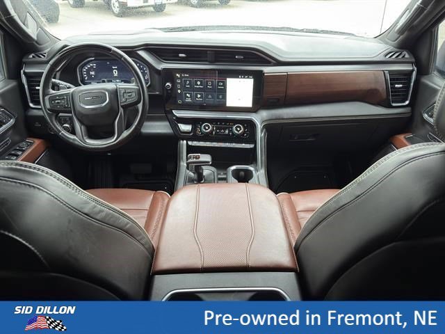 Used 2023 White Frost Tricoat GMC Denali Ultimate image 10