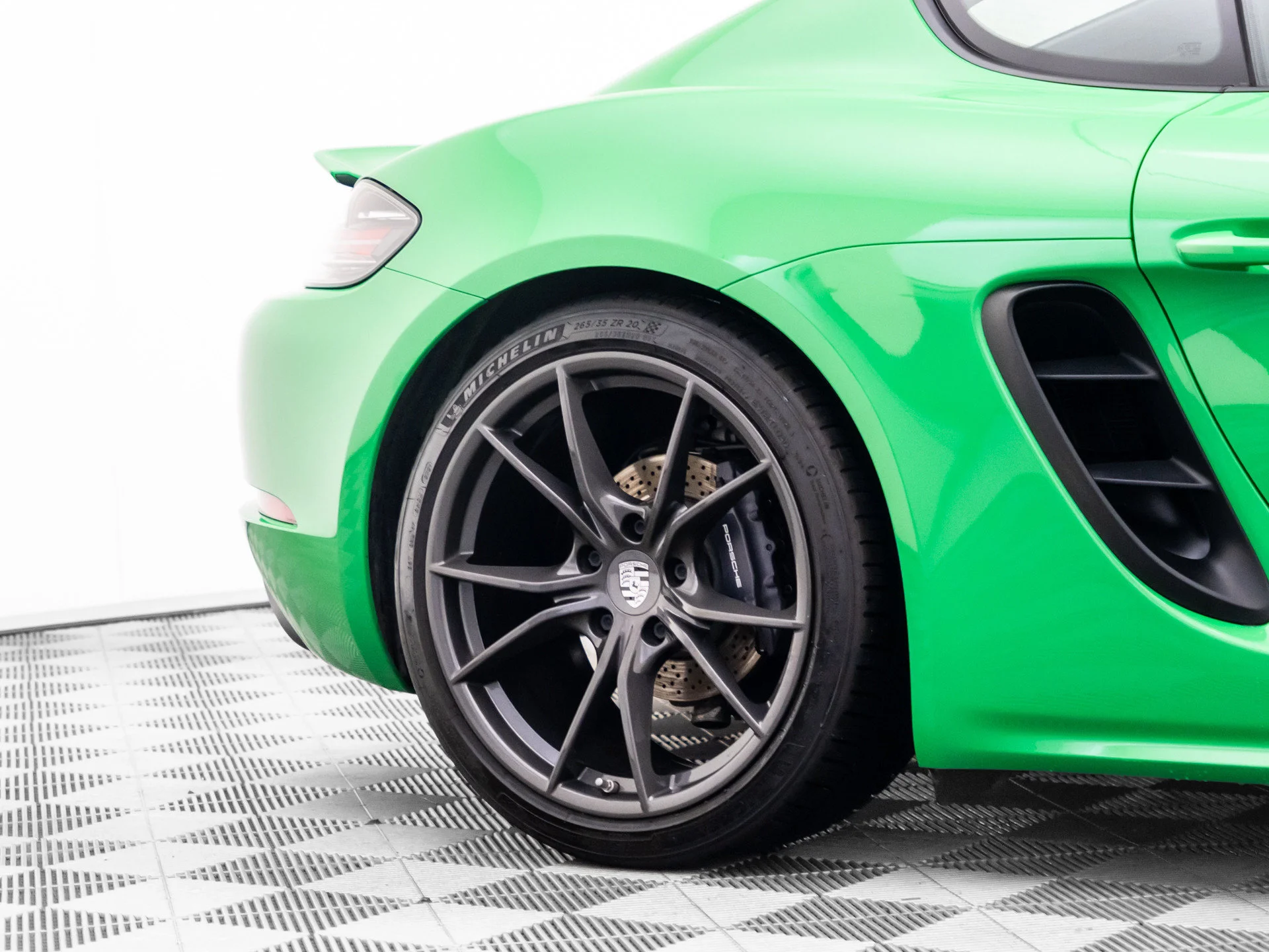 Certified Used 2021 Green Porsche T image 30