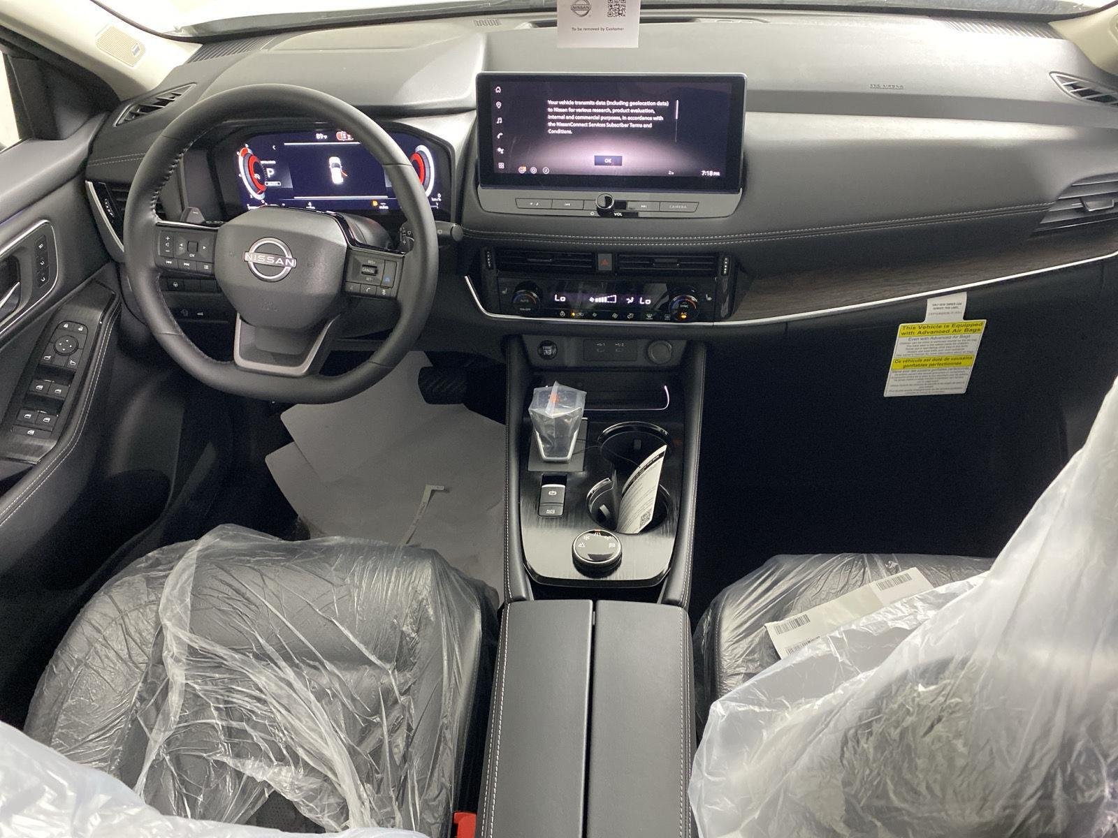 New 2026 Everest White Pearl/Super Black Nissan Platinum image 22