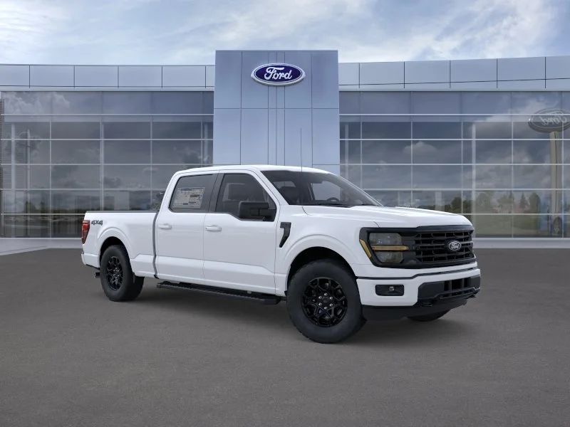 New 2026 Oxford White Ford XLT image 14