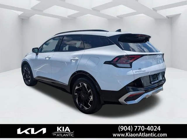 Used 2025 White Kia SX-Prestige image 5
