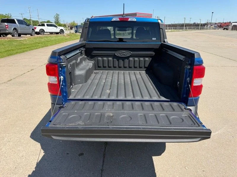 Used 2024 Blue Ford Lariat image 5