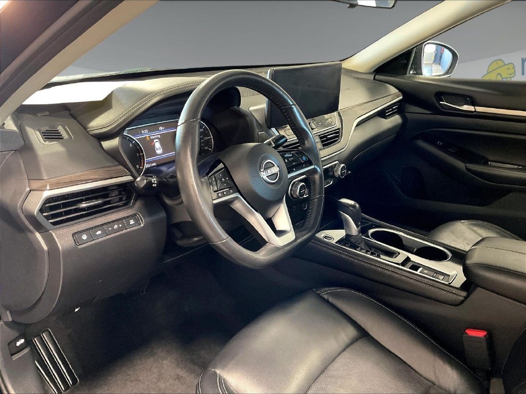 Certified Used 2024 Black Nissan 2.5 SL image 8