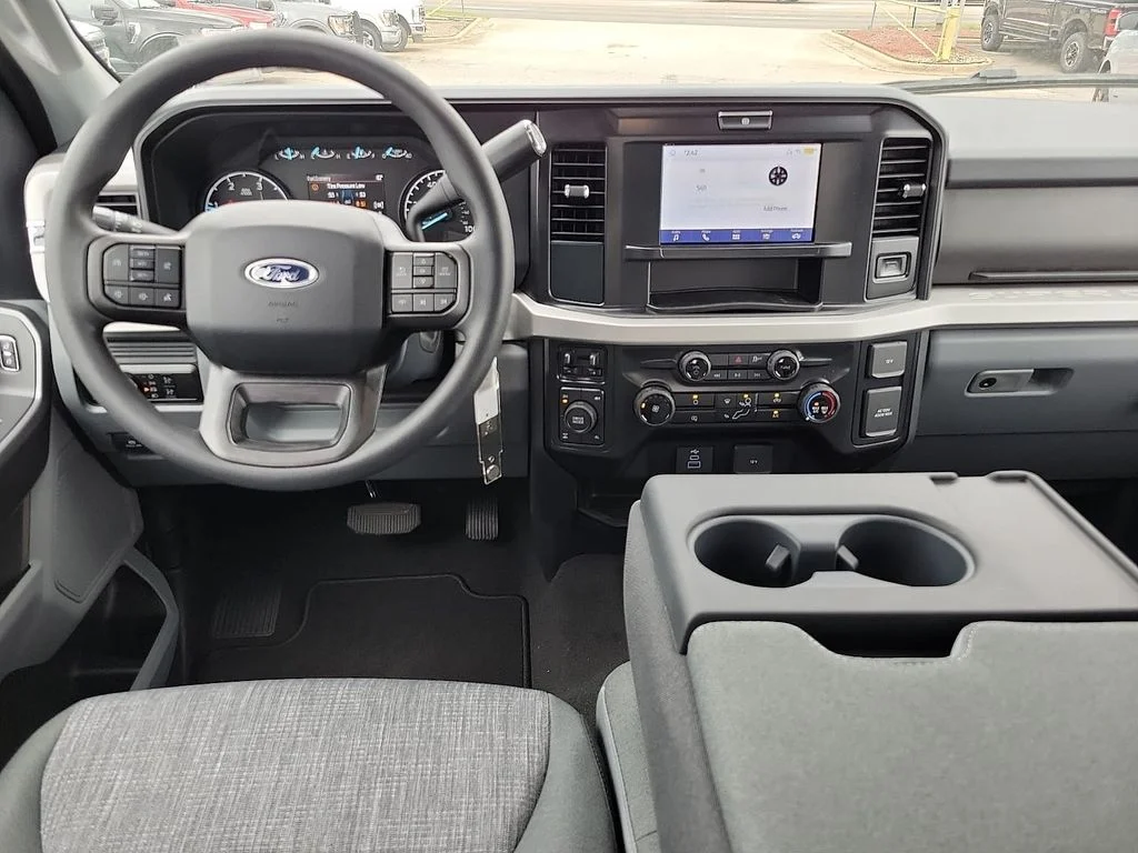 New 2026 Carbonized Gray Metallic Ford F-250® XLT image 10