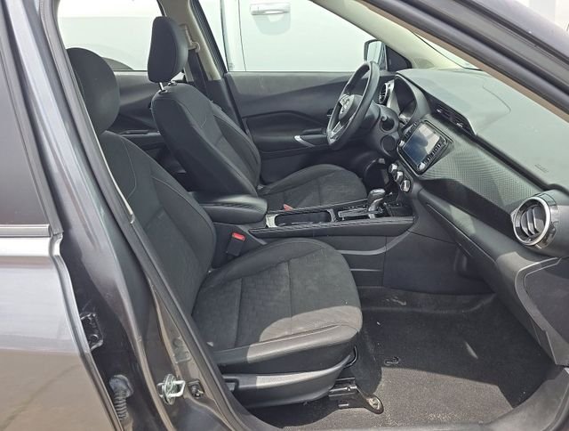 Used 2024 Gray Nissan SV image 13