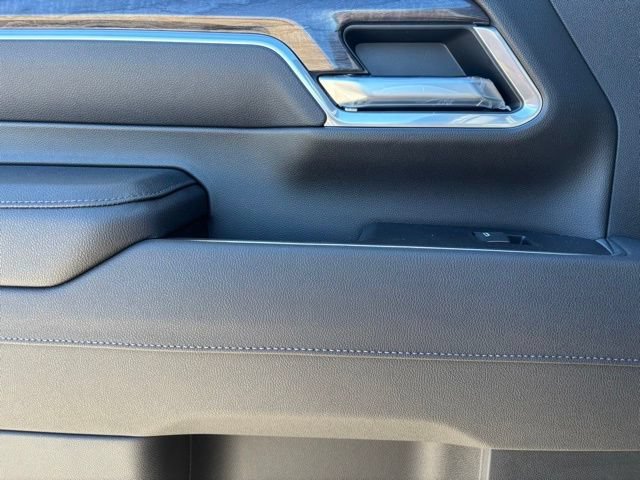 2026 Chevrolet Silverado 2500 HD LTZ - Photo 14