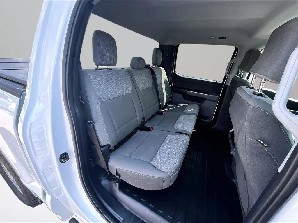 Used 2023 White Ford XLT image 29