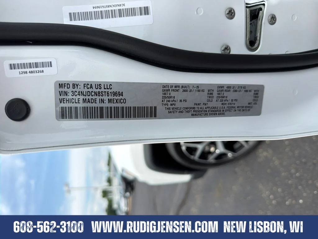 Used 2025 White Jeep Limited image 28