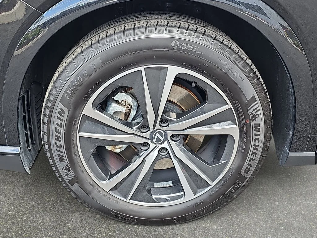 Used 2024 Black Lexus 350 Premium image 33