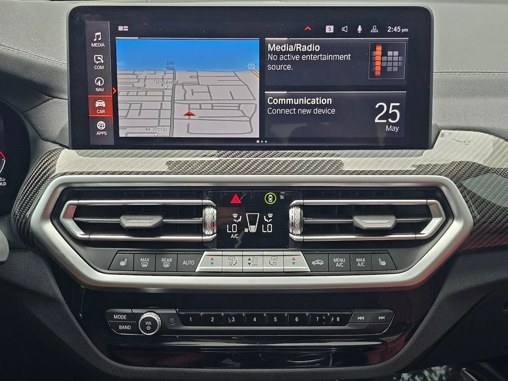 Used 2024  BMW M40i image 29