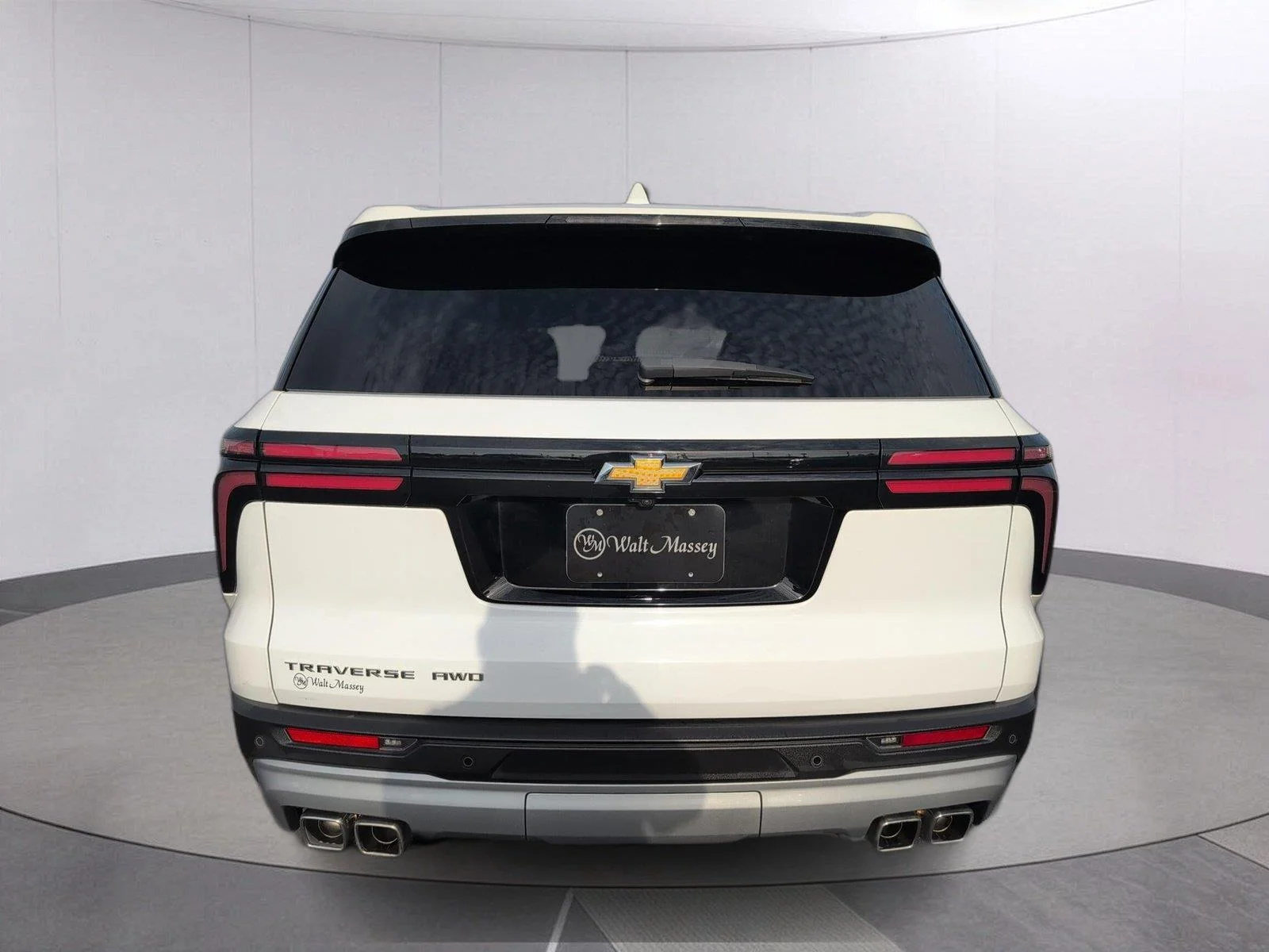 Used 2024 Downpour Metallic GMC SLE image 6
