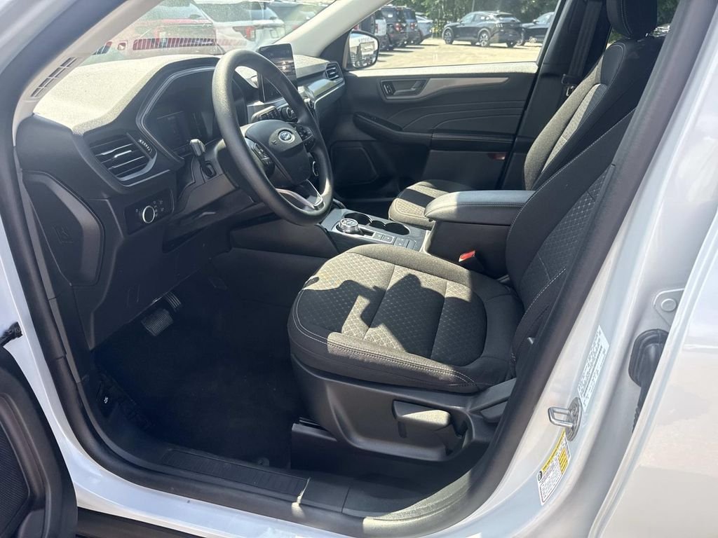 Used 2025 Silver Ford Active image 18