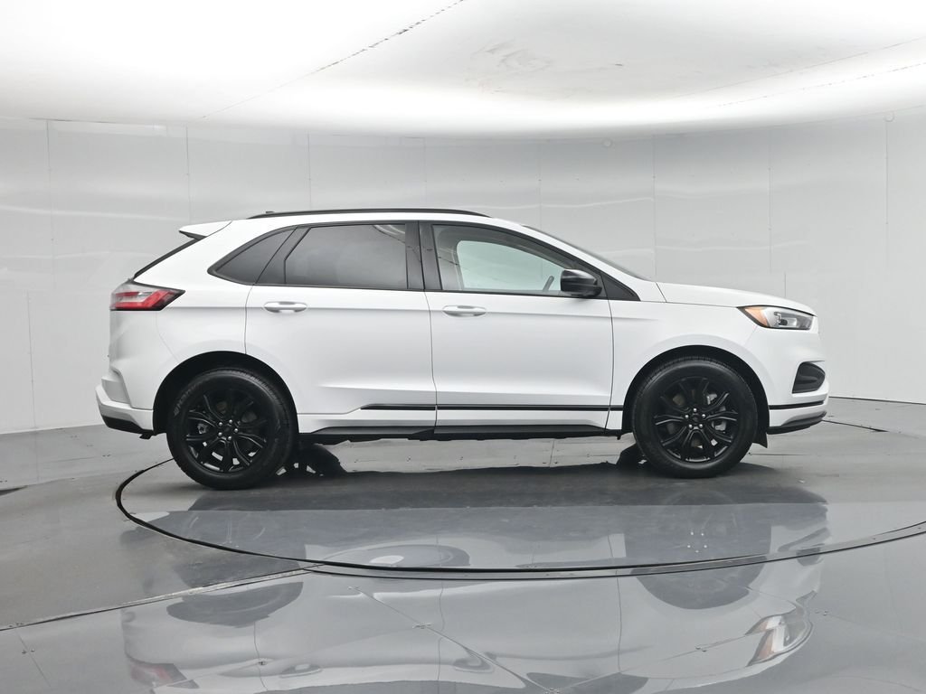 Certified Used 2022 White Ford SE image 26