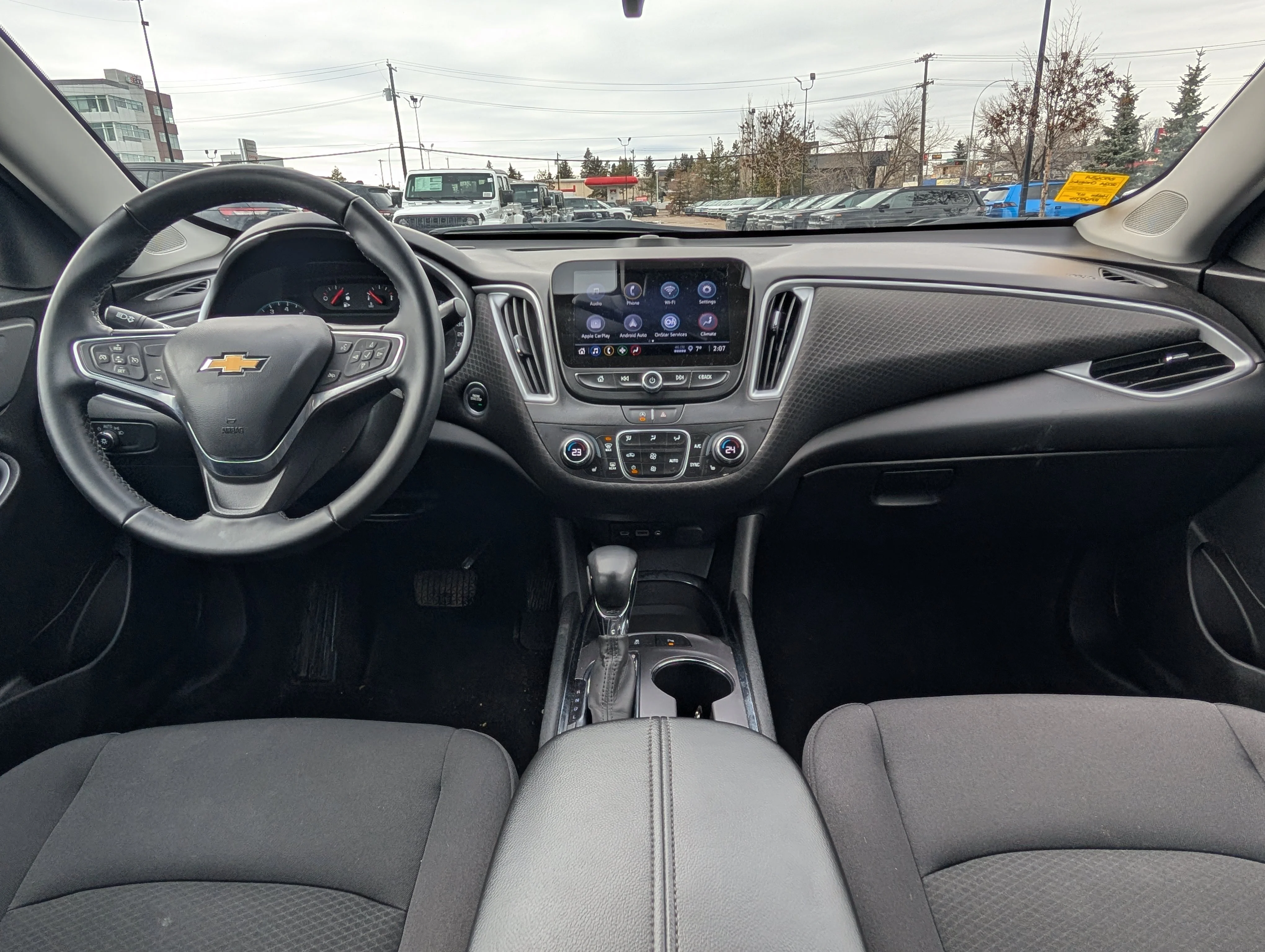 Used 2024 Summit White Chevrolet 1LT image 20