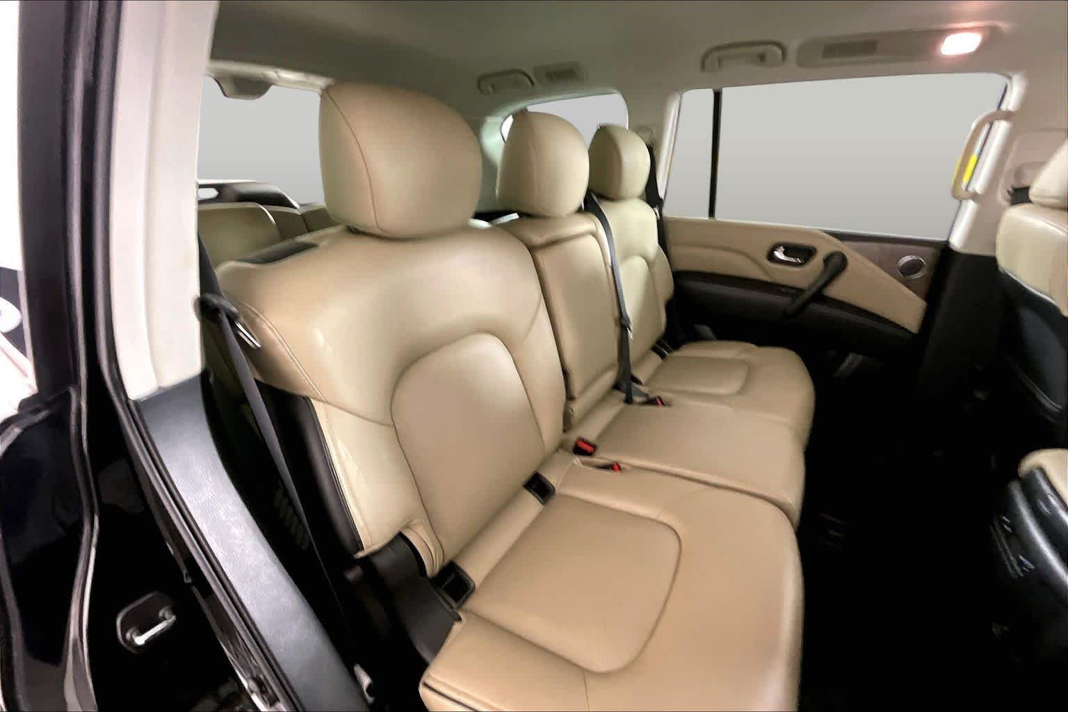 Used 2023 Black Obsidian INFINITI PREMIUM SELECT image 18