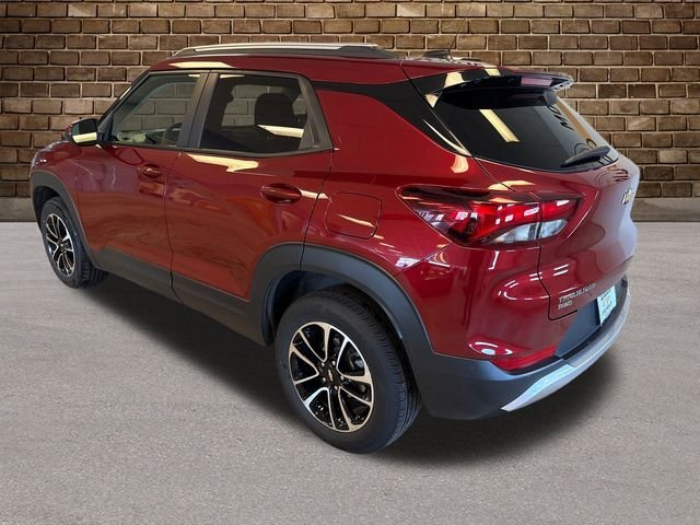 2025 Chevrolet Trailblazer LT photo 3