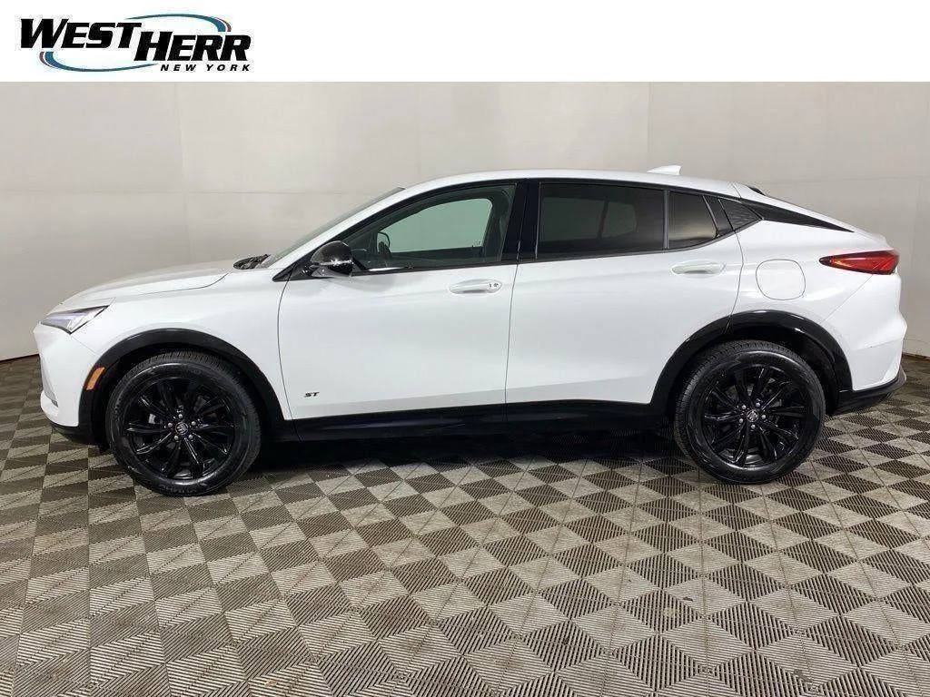 Used 2025 Summit White Buick Sport Touring FWD image 27