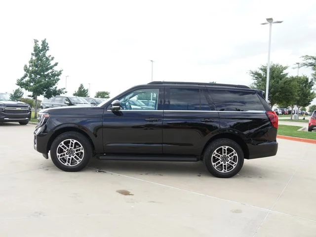 Used 2025 Black Ford Active image 6