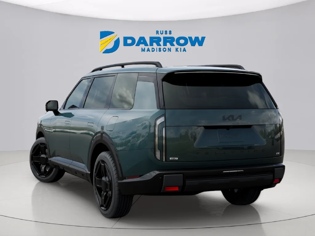 New 2027 Black Jade Green Kia X-Line SX image 3