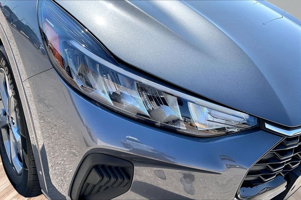 Used 2023 Gray Ford ST-Line image 27