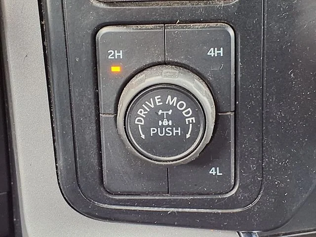 Used 2024 White Ford XLT image 21