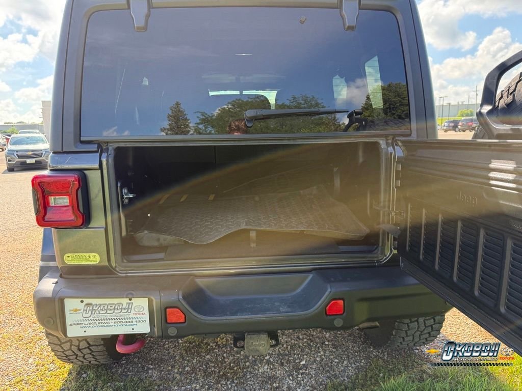 Used 2018 Gray Jeep Unlimited Rubicon image 21