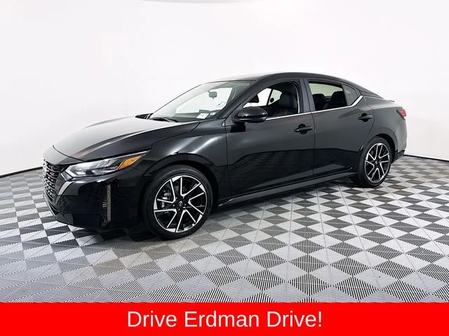 Used 2025 Black Nissan SR image 3