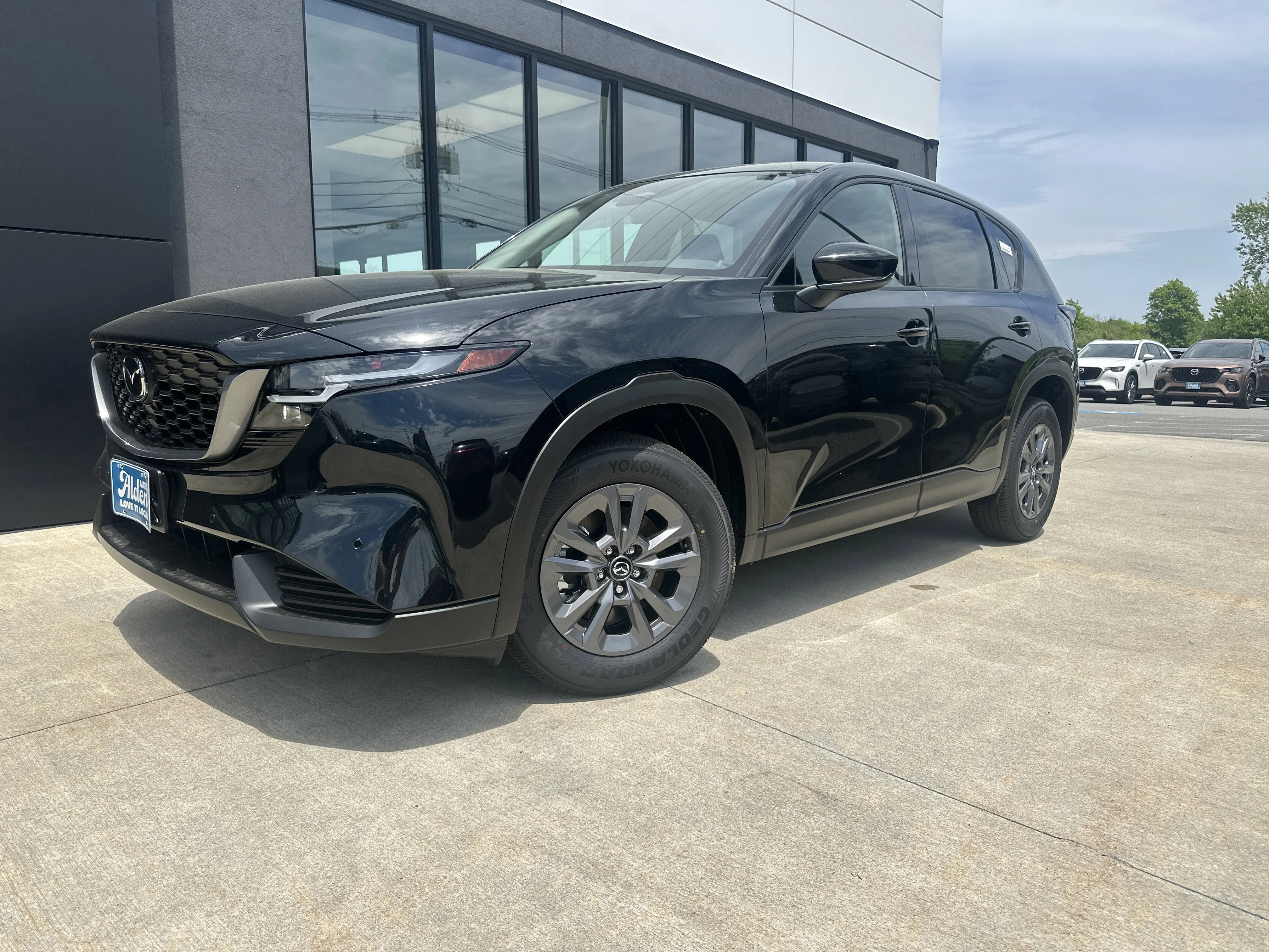 New 2026 Jet Black Mica Mazda 2.5 S Select AWD image 2