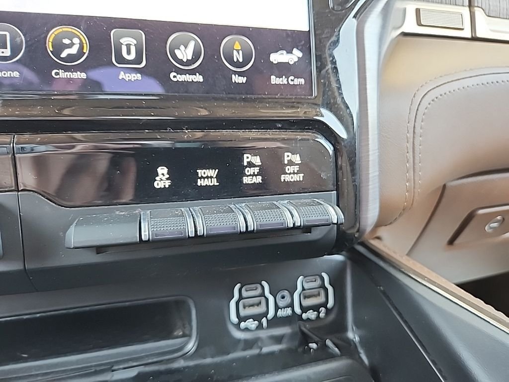 Used 2020 White Ram Laramie Longhorn image 37
