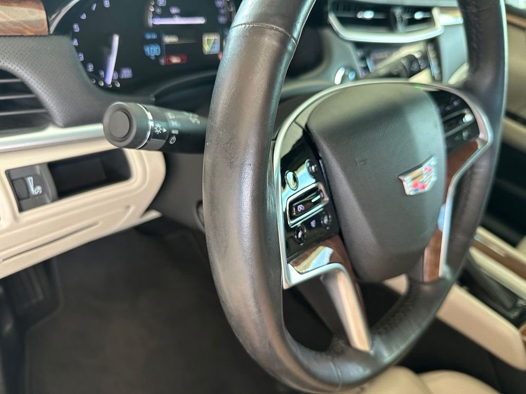 Used 2019 White Cadillac Luxury image 20