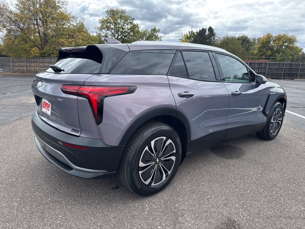 Used 2024 Galaxy Gray Metallic Chevrolet LT image 5