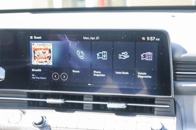 2025 Hyundai Kona SEL - Photo 14