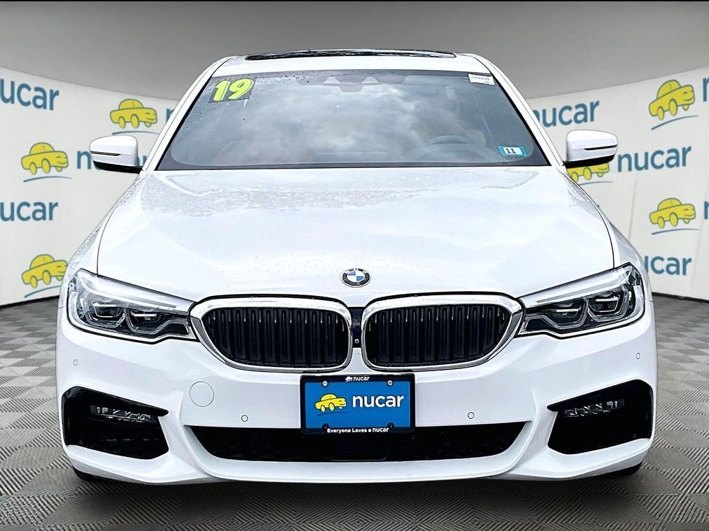 Used 2019 Alpine White BMW 540i xDrive image 2