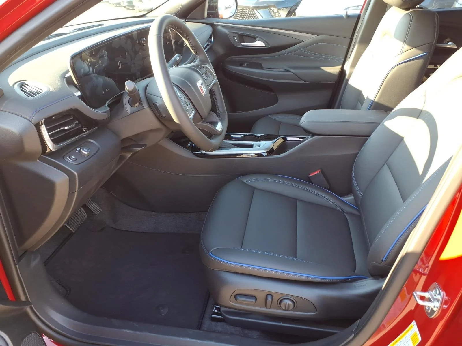 2026 Buick Envista Sport Touring - Photo 7