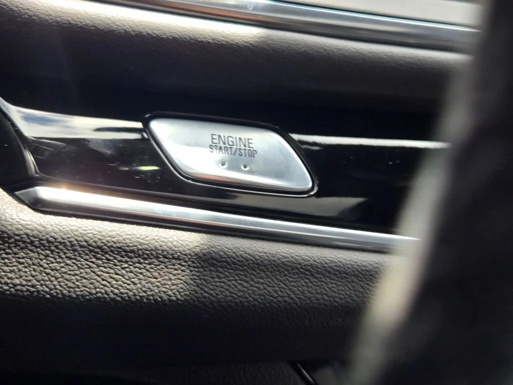 Used 2023 Gray Buick Avenir image 27