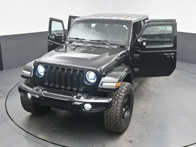 Used 2023 Black Clearcoat Jeep High Altitude image 51