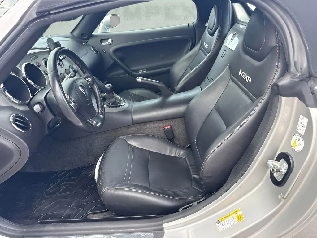 Used 2007 Silver Pontiac GXP image 6