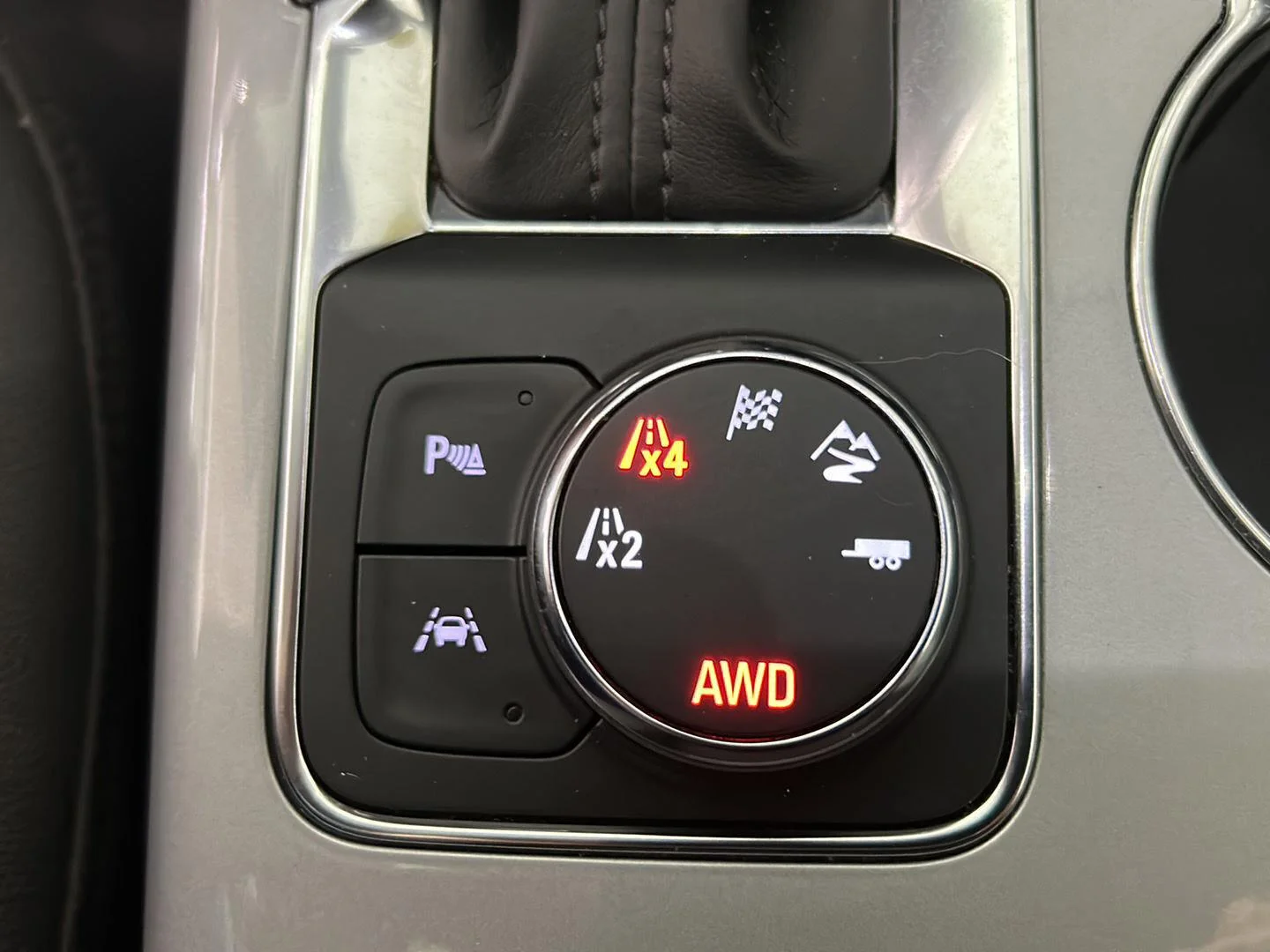 Used 2023 Summit White Chevrolet LT image 25